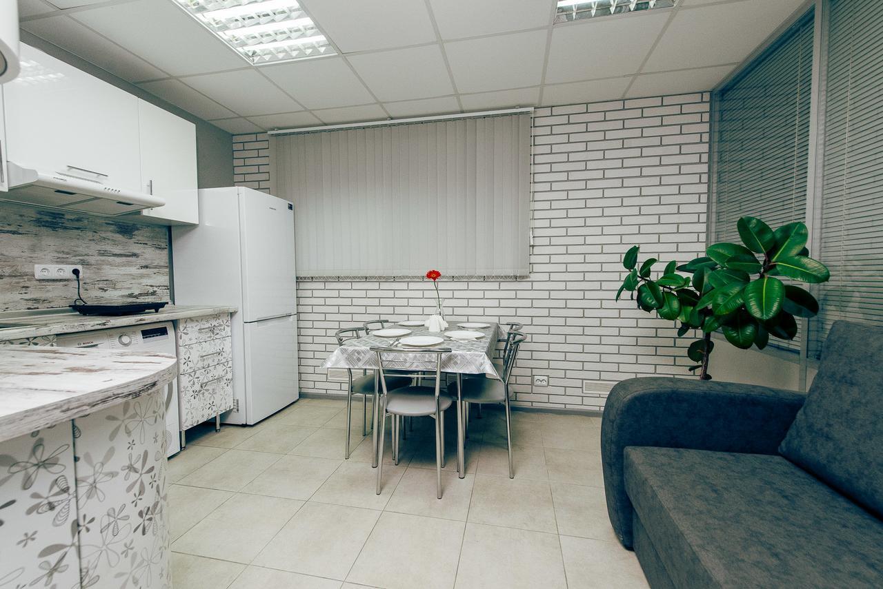 Tenistiy Vandrarhem Odessa Exteriör bild